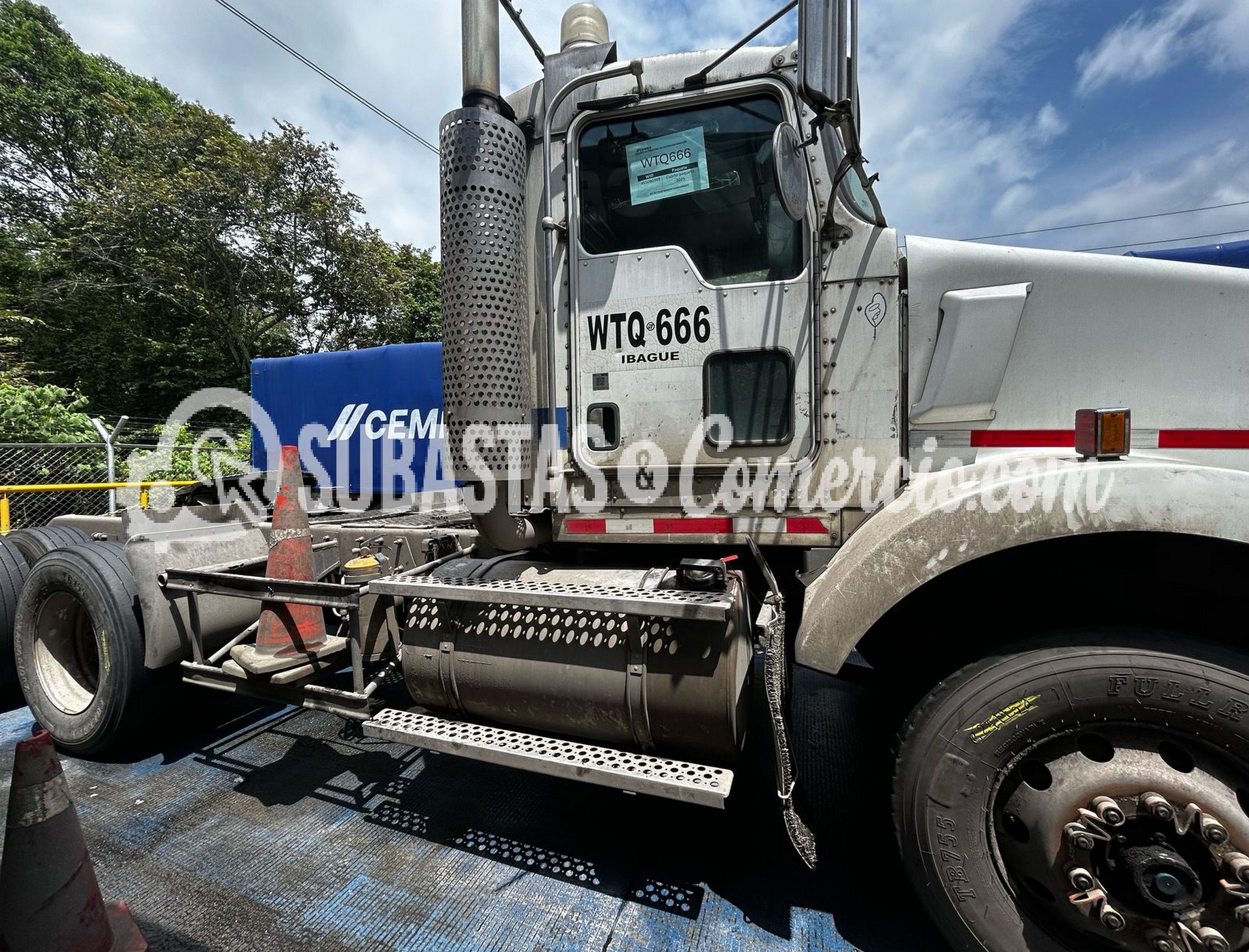Tractocamion Kenworth T800